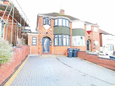4 Bedroom Semi-detached House For Sale In Great Barr, Birmingham