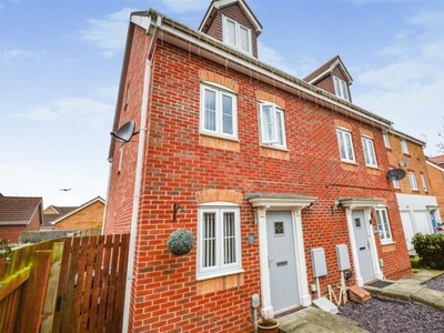 4 Bedroom Semi-detached House For Sale In Kingswood