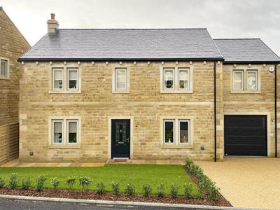 5 Bedroom Detached House For Sale In Shires Lane, Embsay