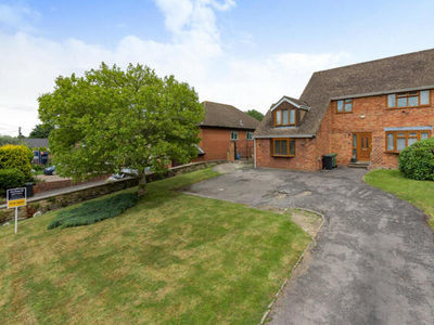 6 Bedroom Detached House For Sale In Wroughton, Wiltshire