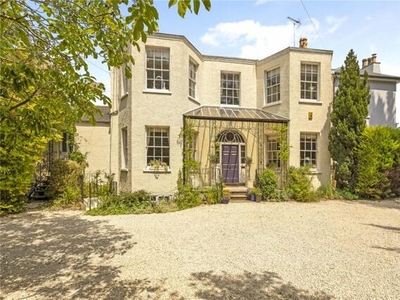 7 Bedroom Semi-detached House For Sale In Cheltenham