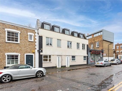 End Of Terrace House For Sale In Islington, London