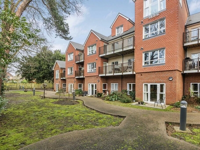 1 bedroom retirement property for sale in Beechwood Grove, Albert Road, Reading, RG4