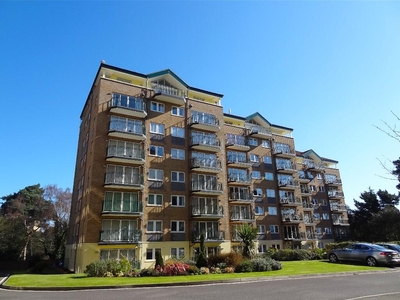 2 bedroom flat for sale in Eastcliff, Bournemouth, spacious balcony flat, BH1