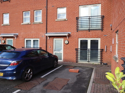 2 bedroom flat for sale in Wesleyan Court, Lincoln, LN2