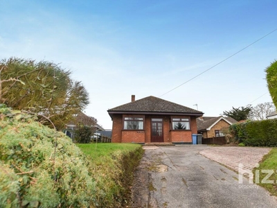 3 bedroom detached bungalow for sale in Bourne Hill, Wherstead, IP2