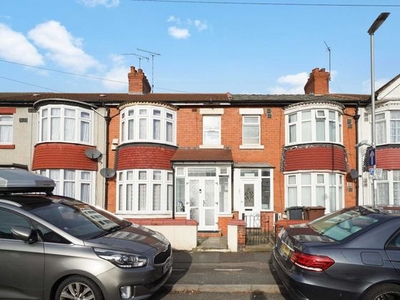 3 bedroom terraced house for sale Barking, IG11 7RJ