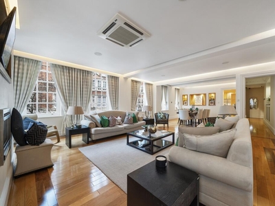 4 bedroom apartment for sale in Audley House, North Audley Street, Mayfair, W1K