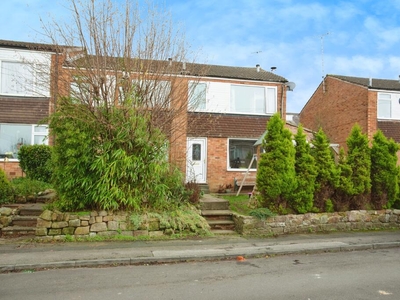 4 bedroom end of terrace house for sale in Park House Green, Harrogate, North Yorkshire, HG1
