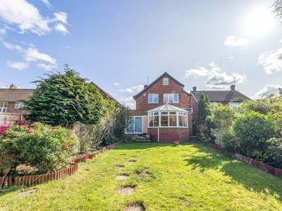 4 bedroom semi-detached house for sale Bushey, WD23 4QH