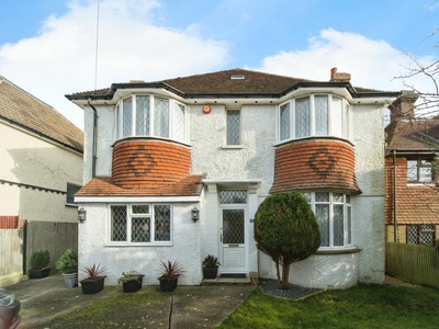 5 bedroom detached house for sale in Willingdon Road, Eastbourne, BN21