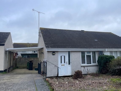 Bungalow to rent in Firbank Road, Dawlish EX7