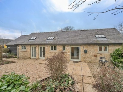 Cottage to rent in Churchill, Chipping Norton OX7