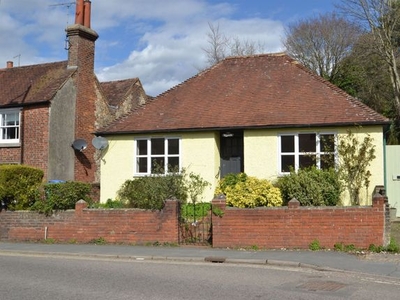 Detached bungalow to rent in Storrington, West Sussex RH20