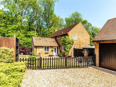 Detached house for sale in Gwynfa Close, Welwyn, Hertfordshire AL6