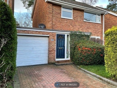 Detached house to rent in Coniston Close, Camberley GU15