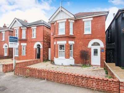 Detached house to rent in Orcheston Road, Bournemouth BH8