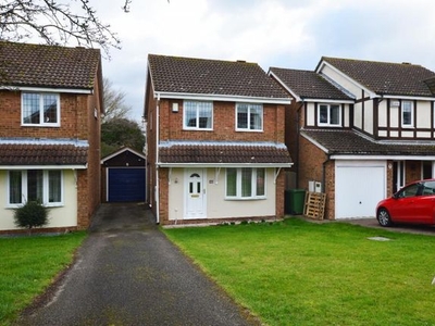 Detached house to rent in Oxleys, Olney MK46