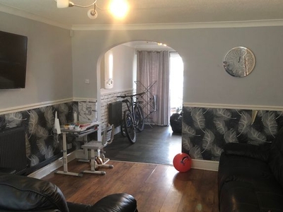 End terrace house to rent in Doncaster Way, Hodge Hill B36