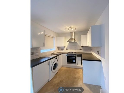 End terrace house to rent in Edward Avenue, Salford M6