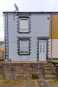 End terrace house to rent in Gwernllwyn Terrace, Ferndale CF43