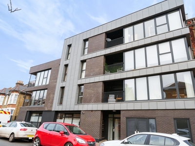 Apartment for sale - Comerford Road, London, SE4