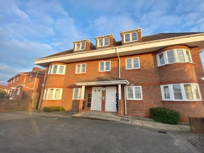 Flat to rent in Beaumont Court, Bristol BS7