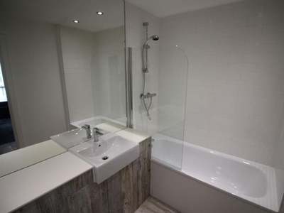 Flat to rent in North Central, Dyche Street, Manchester M4