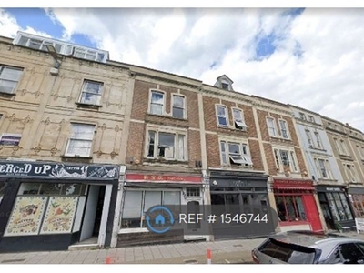 Flat to rent in Perry Road, Bristol BS1