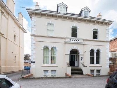 Flat to rent in Pittville Circus Road, Cheltenham GL52