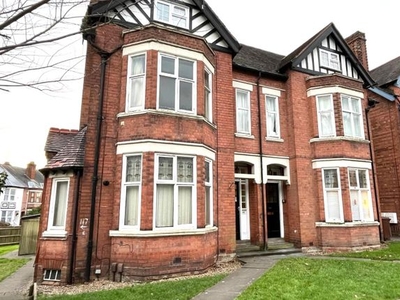 Flat to rent in Tettenhall Road, Wolverhampton WV3