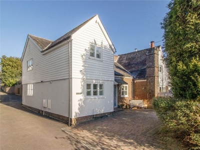 Link-detached house for sale in Nevill Park, Tunbridge Wells, Kent TN4