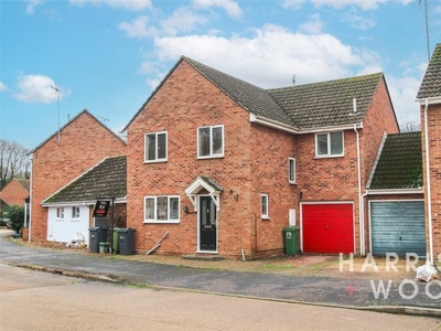 Link-detached house to rent in Barwell Way, Witham, Essex CM8