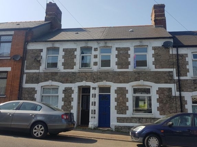 Property to rent in Church Road, Barry CF63