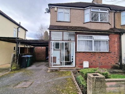 Property to rent in Purbrock Avenue, Garston, Watford WD25