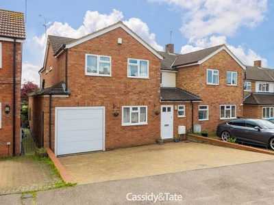 Semi-detached house for sale in Wheatleys, St.Albans AL4