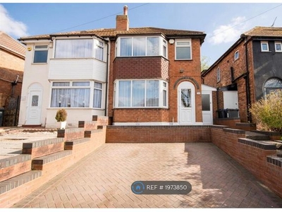 Semi-detached house to rent in Parkdale Road, Birmingham B26