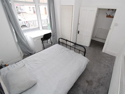 Shared accommodation to rent in John Street, Treforest, Pontypridd CF37