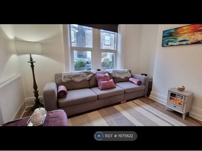 Terraced house to rent in Booth Street, Ilkley LS29