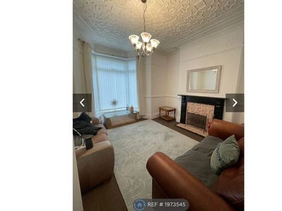 Room to rent in Gwydr Crescent, Uplands, Swansea SA2