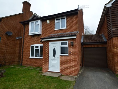 Terraced house to rent in Palmerston Avenue, Slough, Berkshire SL3