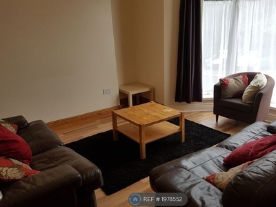 Terraced house to rent in Stanley Terrace, Swansea SA1