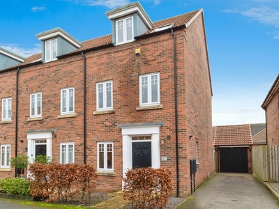 Town house for sale in Blackthorn Road, Northallerton DL7