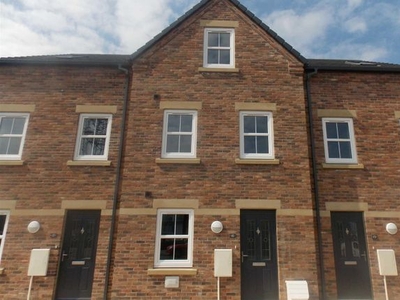 Town house to rent in Lazonby Terrace, Carlisle CA1