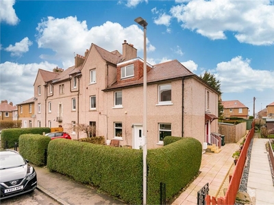 3 bed double upper flat for sale in Parkhead