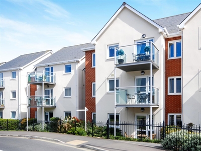 1 Bedroom Retirement Apartment For Sale in Newport, Isle of Wight