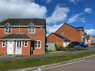 2 bedroom semi-detached house for sale in Pipistrelle Way, Oadby, Leicester, LE2