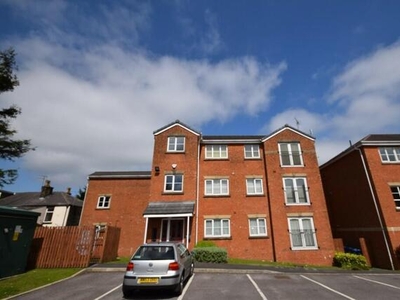 2 Bedroom Shared Living/roommate Lancs Rochdale