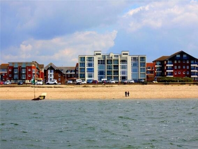 2 Bedroom Shared Living/roommate Lee On Solent Hampshire