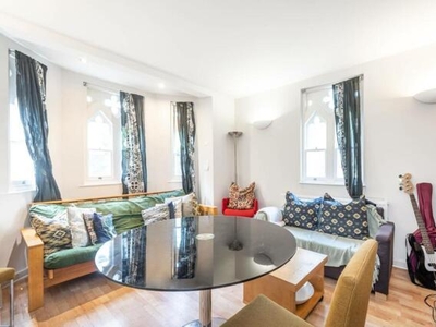 3 Bedroom Apartment Barnet Greater London